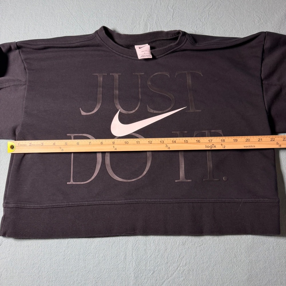 Nike Dri-FIT Womens Small Black Just Do It Graphic Cropped Sweatshirt Pullover - Picture 3 of 4